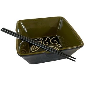 Handmade by Artisan Udon/Ramen Noodle Bowl with Chopsticks